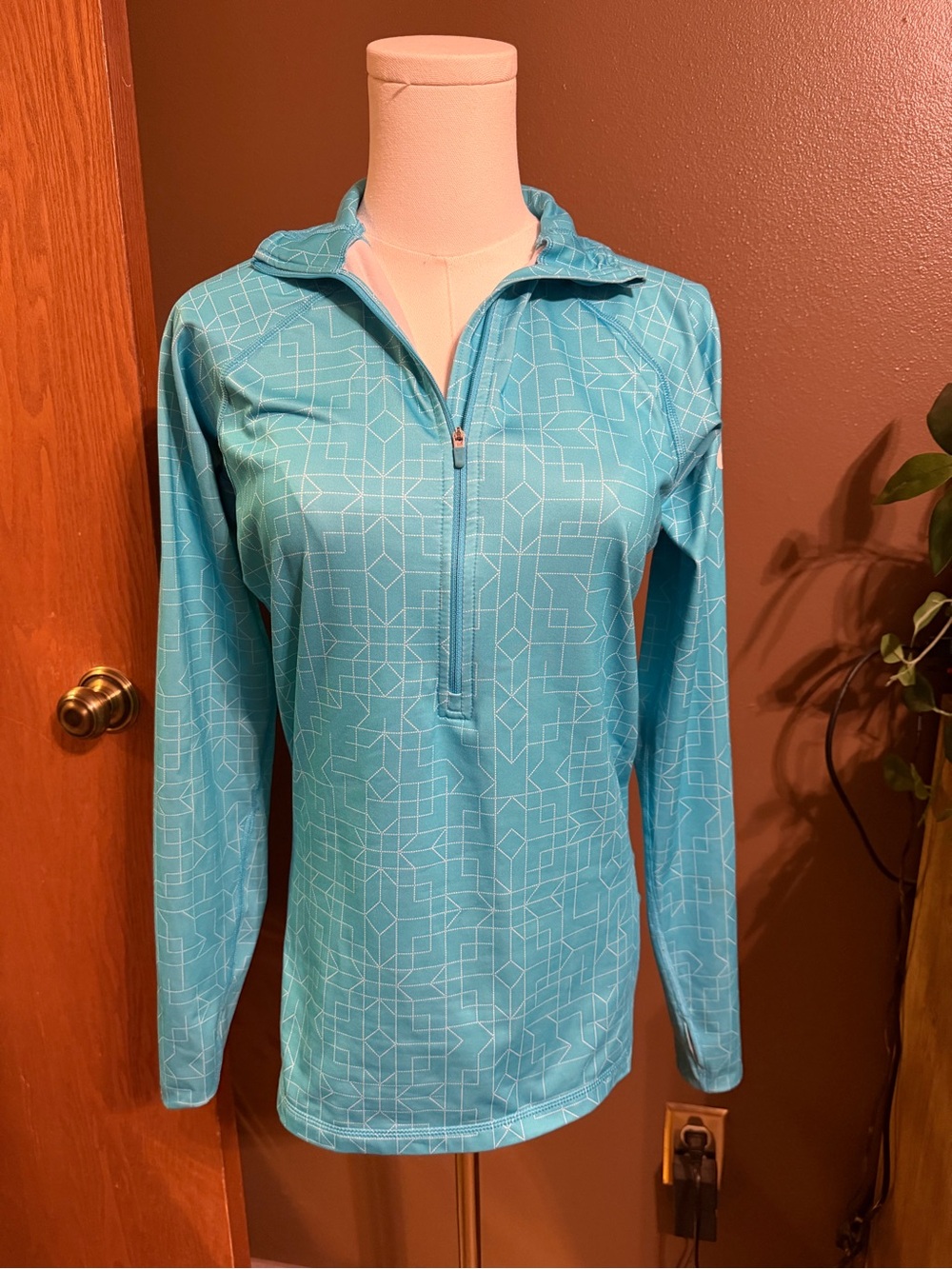 Nike Women's Teal Geometric Half-Zip Pullover